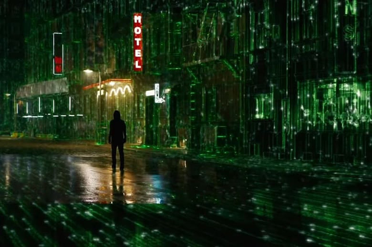 Matrix Resurrecciones: Una retícula transparente