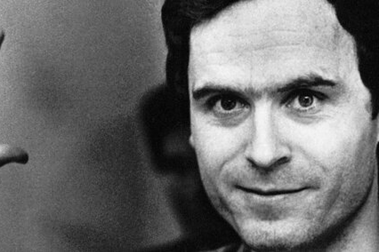 Dos de las caras de Ted Bundy: “Extremly Wicked, Shockingly Evil and Vile” y “Conversations with a Killer: The Ted Bundy Tapes” de Joe Berlinger